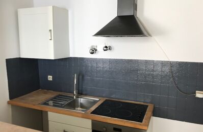 location appartement 500 € CC /mois à proximité de Marseille 7 (13007)