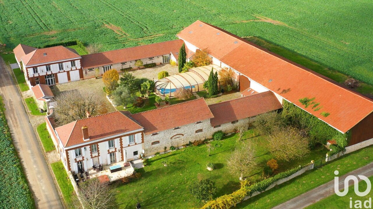 maison 10 pièces 2500 m2 à vendre à Le Coudray-Montceaux (91830)