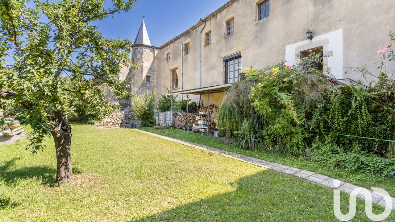 maison 12 pièces 410 m2 à vendre à Tallende (63450)