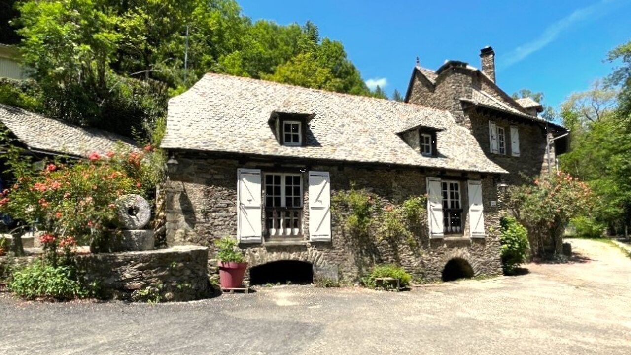 maison 5 pièces 160 m2 à vendre à Cassaniouze (15340)