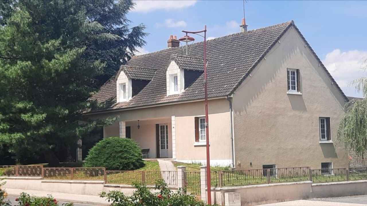 maison 9 pièces 235 m2 à vendre à Heugnes (36180)