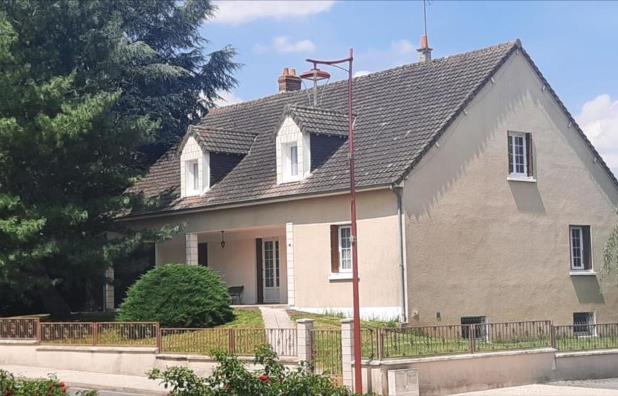 maison 9 pièces 235 m2 à vendre à Heugnes (36180)