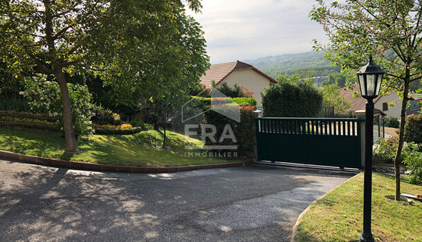 Villa / Maison 8 pièces  à vendre Cessieu 38110