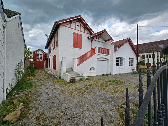Maison proposé à Gan