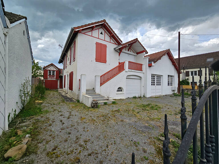 GAN CENTRE -  MAISON DE VILLE ANCIENNE AVEC DEPENDANCE — photo 1