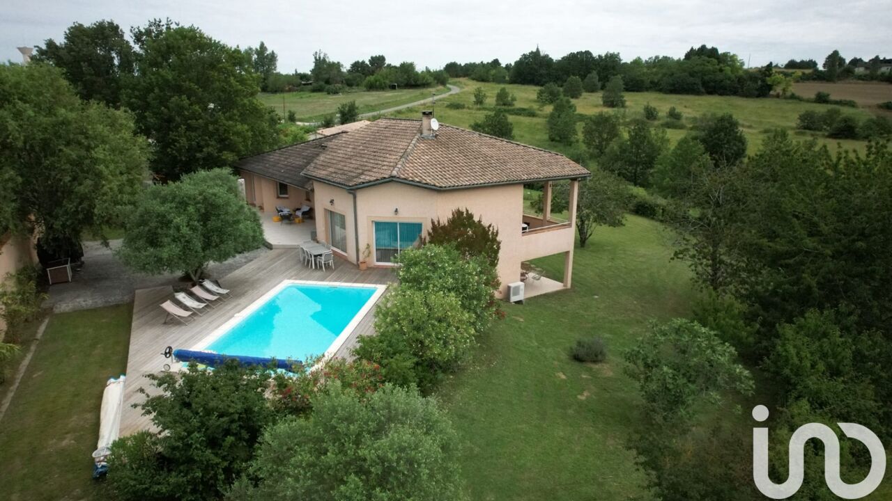 maison 6 pièces 216 m2 à vendre à Castelnau-d'Estrétefonds (31620)