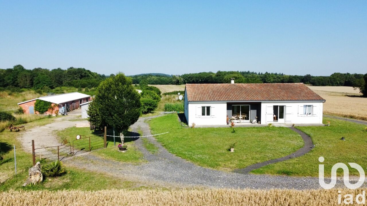 maison 4 pièces 143 m2 à vendre à La Rochefoucauld-en-Angoumois (16110)