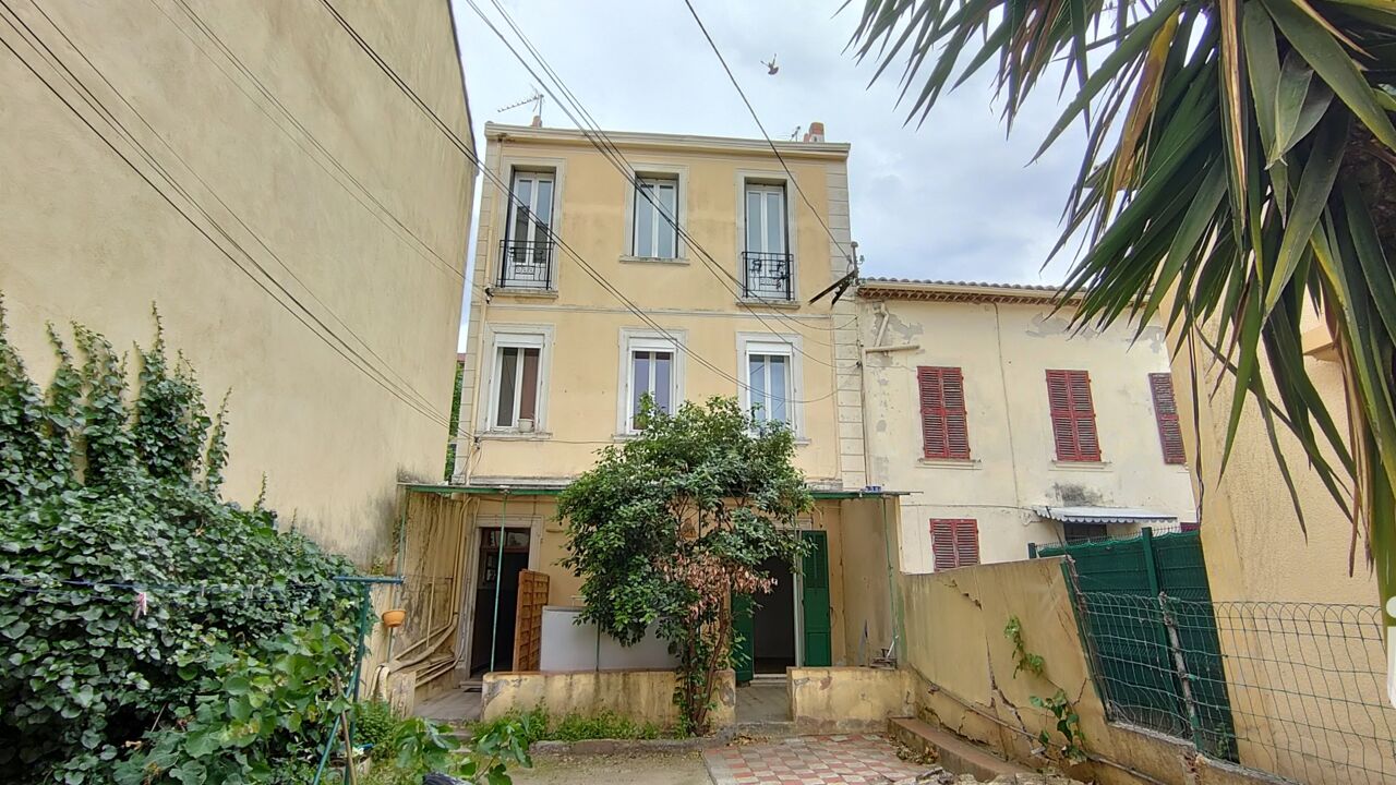 immeuble  pièces 150 m2 à vendre à Toulon (83000)