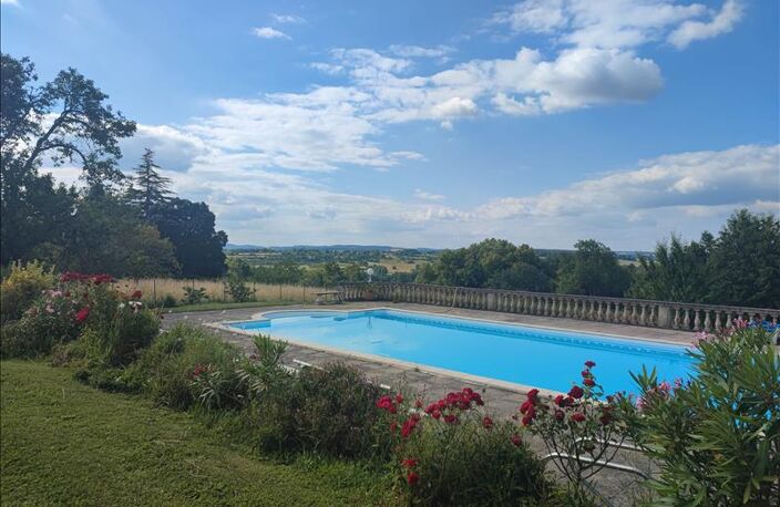 Contemporaine de 9 pièces principales — photo 2