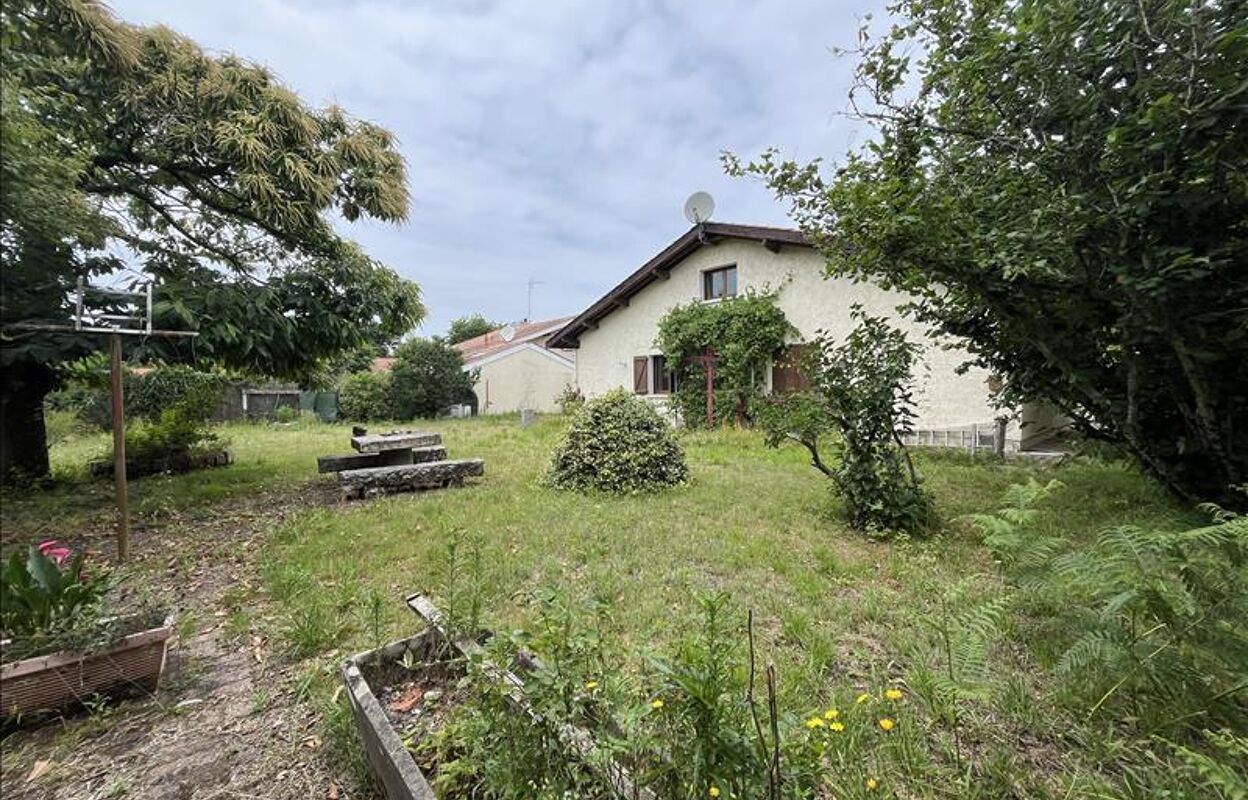 maison 6 pièces 182 m2 à vendre à Gujan-Mestras (33470)