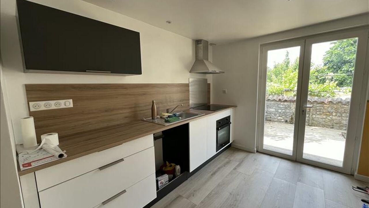 maison 4 pièces 84 m2 à vendre à Saintes (17100)