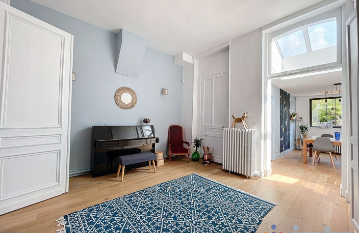  Maison bourgeoise en double distribution — photo 4