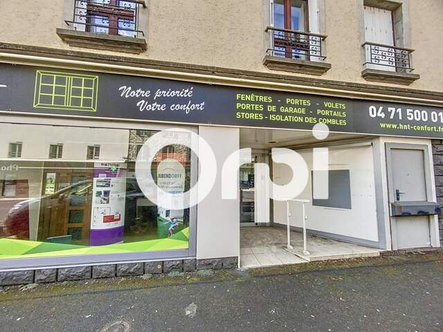 Superbe local commercial d’environ 115 m² — photo du bien