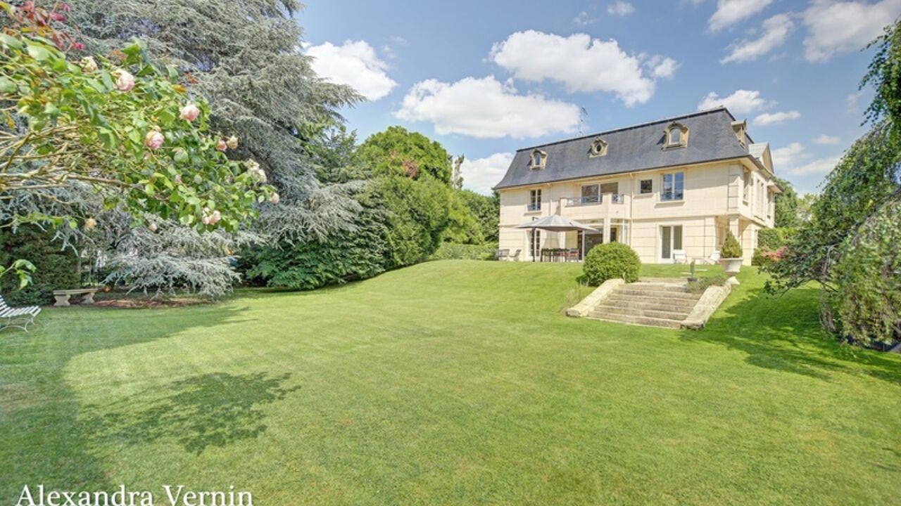 maison 7 pièces 229 m2 à vendre à Saint-Germain-en-Laye (78100)