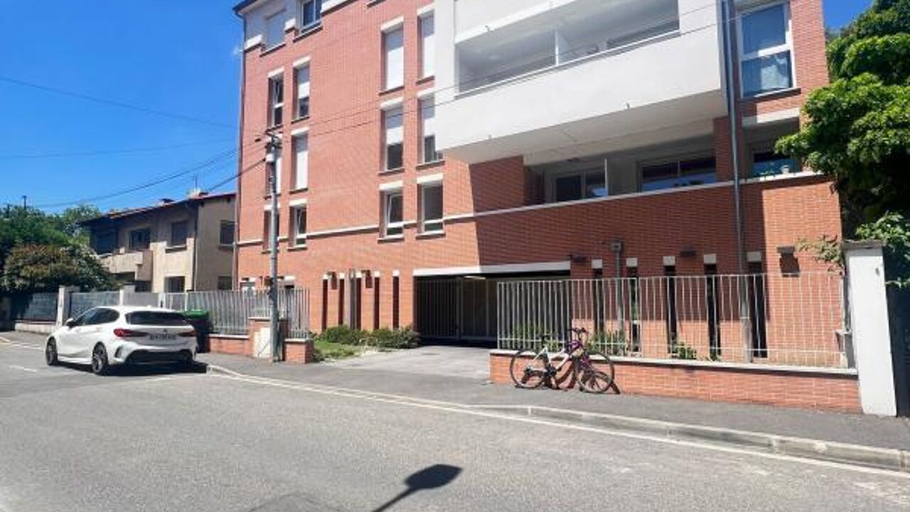 garage  pièces 18 m2 à vendre à Toulouse (31400)