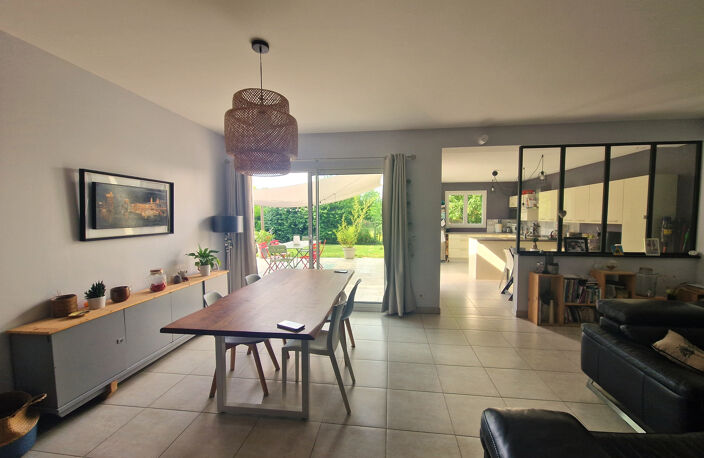 Maison familiale avec piscine — photo 5