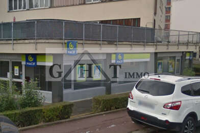 Commerce  680000 €