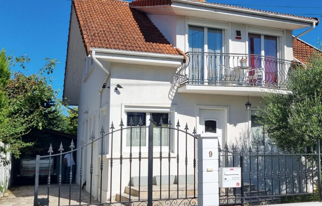 maison 5 pièces 137 m2 à vendre à Sainte-Geneviève-des-Bois (91700)