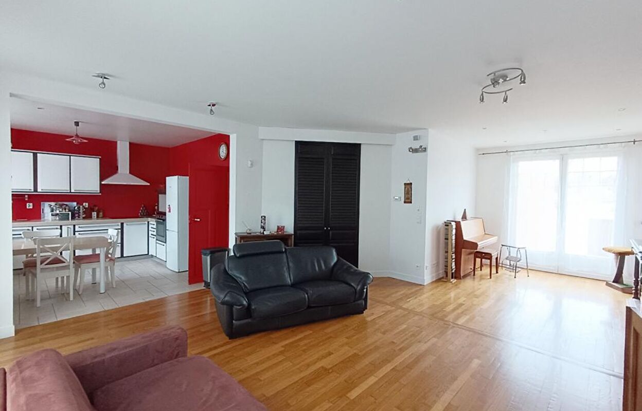 maison 7 pièces 131 m2 à vendre à Mantes-la-Ville (78711)