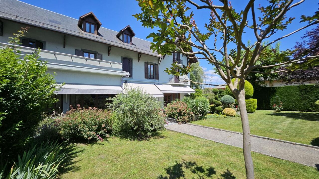 maison 18 pièces 406 m2 à vendre à Valgelon-la-Rochette (73110)