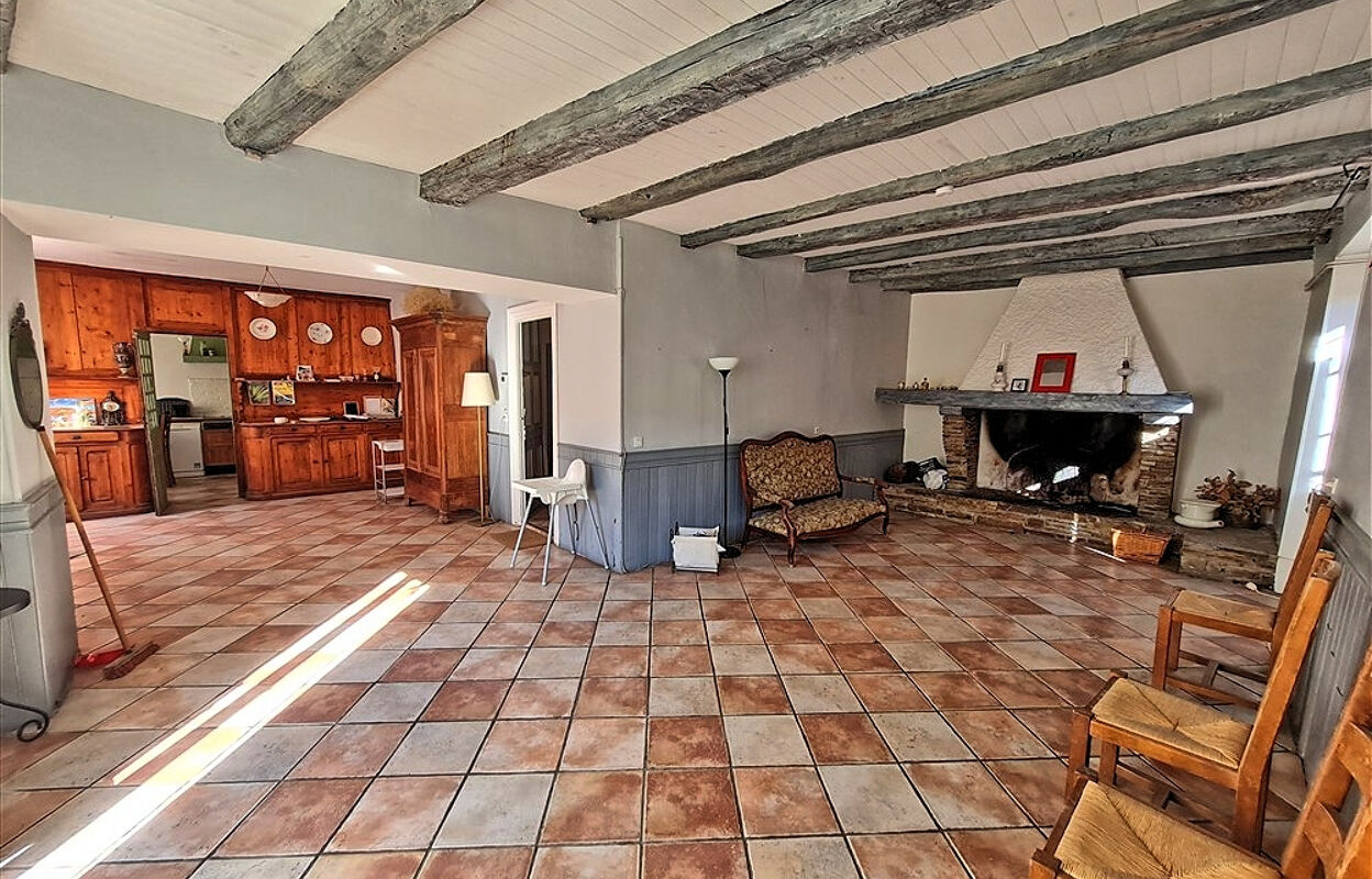 maison 9 pièces 240 m2 à vendre à Cuxac-Cabardès (11390)