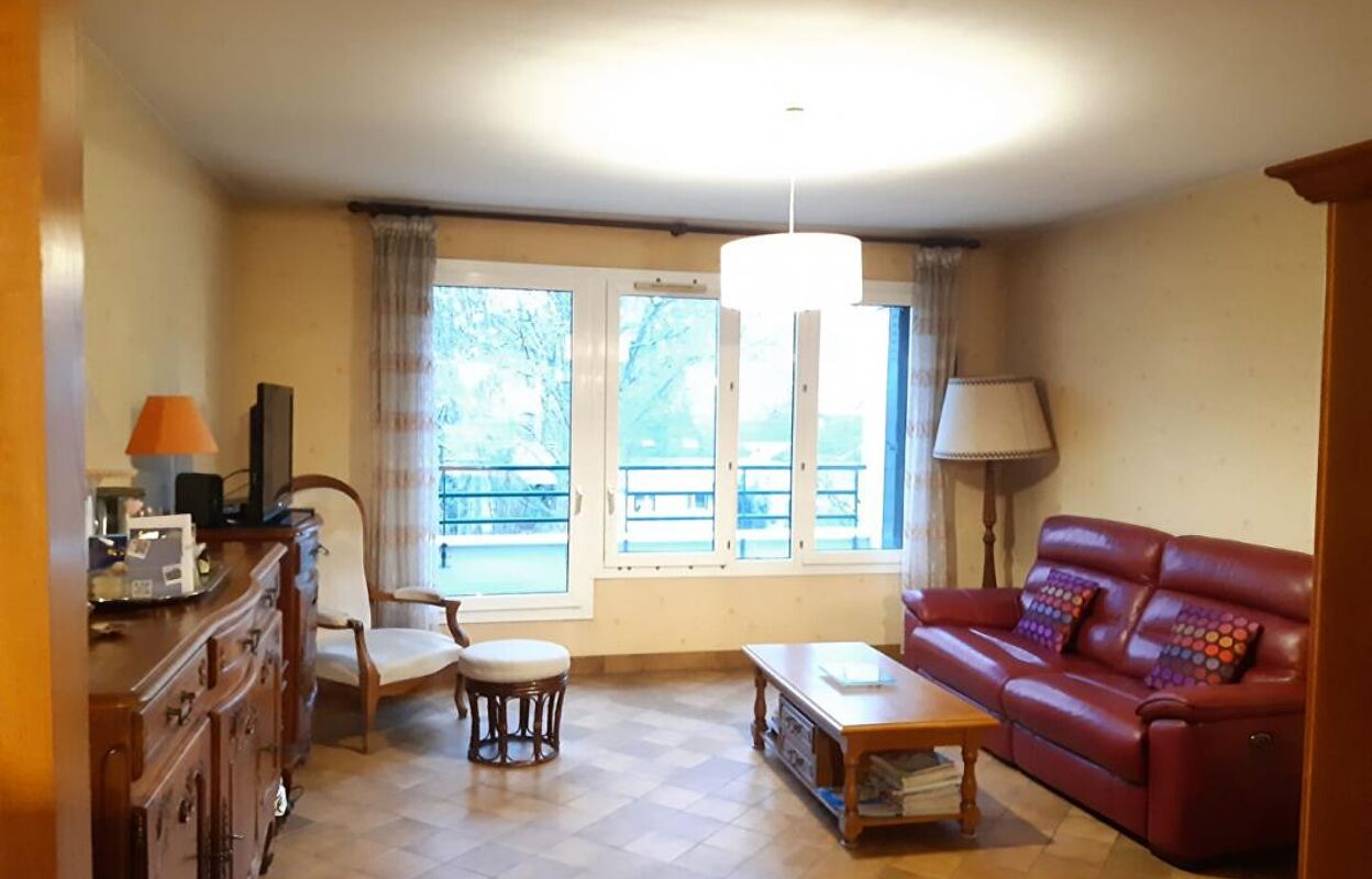 appartement 3 pièces 76 m2 à vendre à Bagnolet (93170)