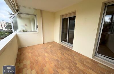 location appartement 1 500 € CC /mois à proximité de Beaumont-la-Ronce (37360)