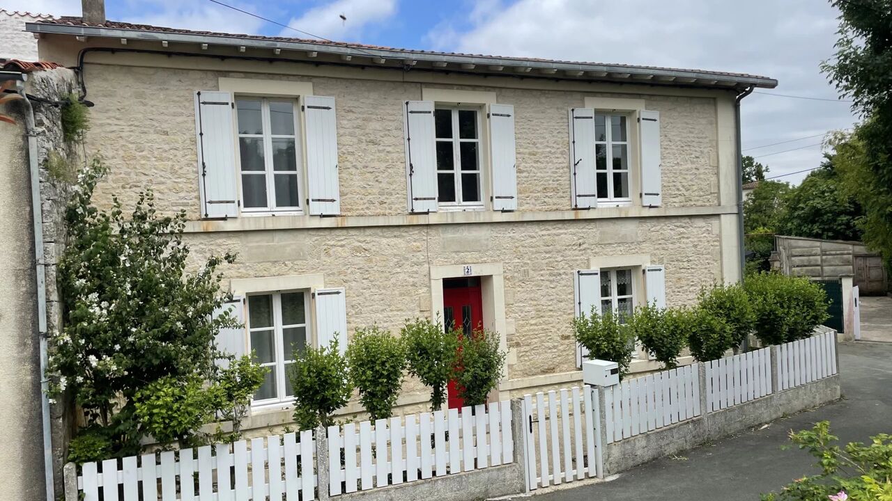 maison 5 pièces 200 m2 à vendre à Niort (79000)
