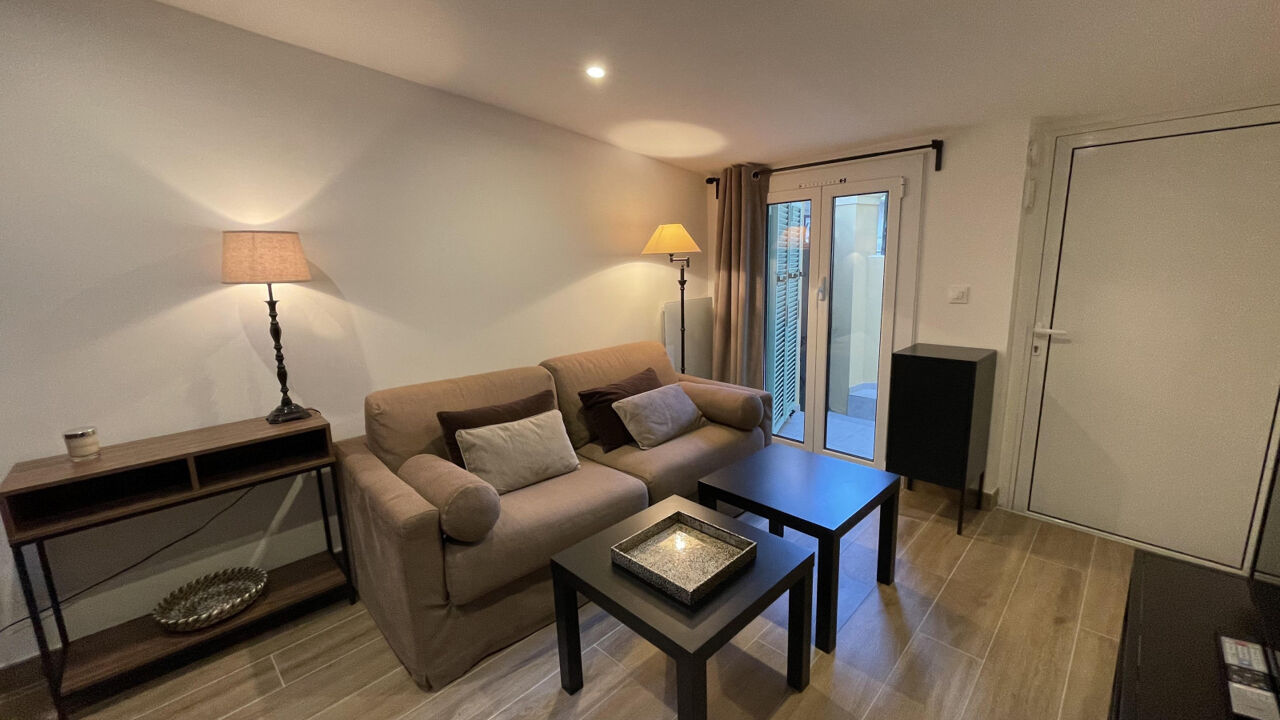 appartement 2 pièces 27 m2 à vendre à Nice (06100)