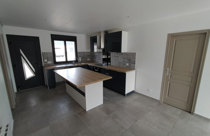 PAVILLON PLAIN PIED RECENT, 3 CHAMBRES, 5MIN NORD DE SENS — photo 4