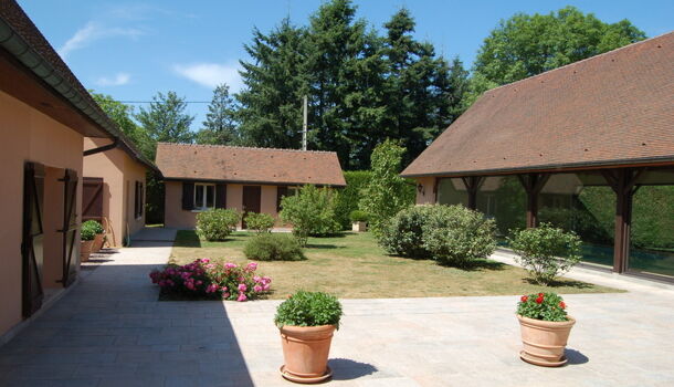 Villa / Maison 9 pièces  à vendre Autun 71400