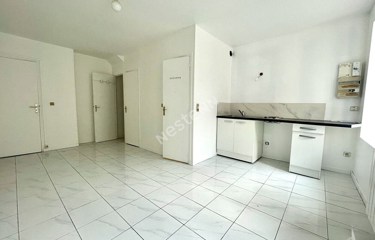 appartement 1 pièces 25 m2 à vendre à Le Mesnil-Aubry (95720)