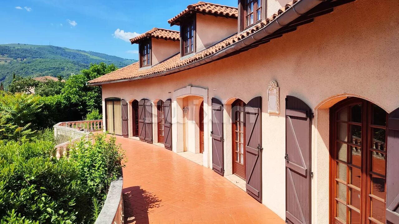 maison 8 pièces 280 m2 à vendre à Foix (09000)