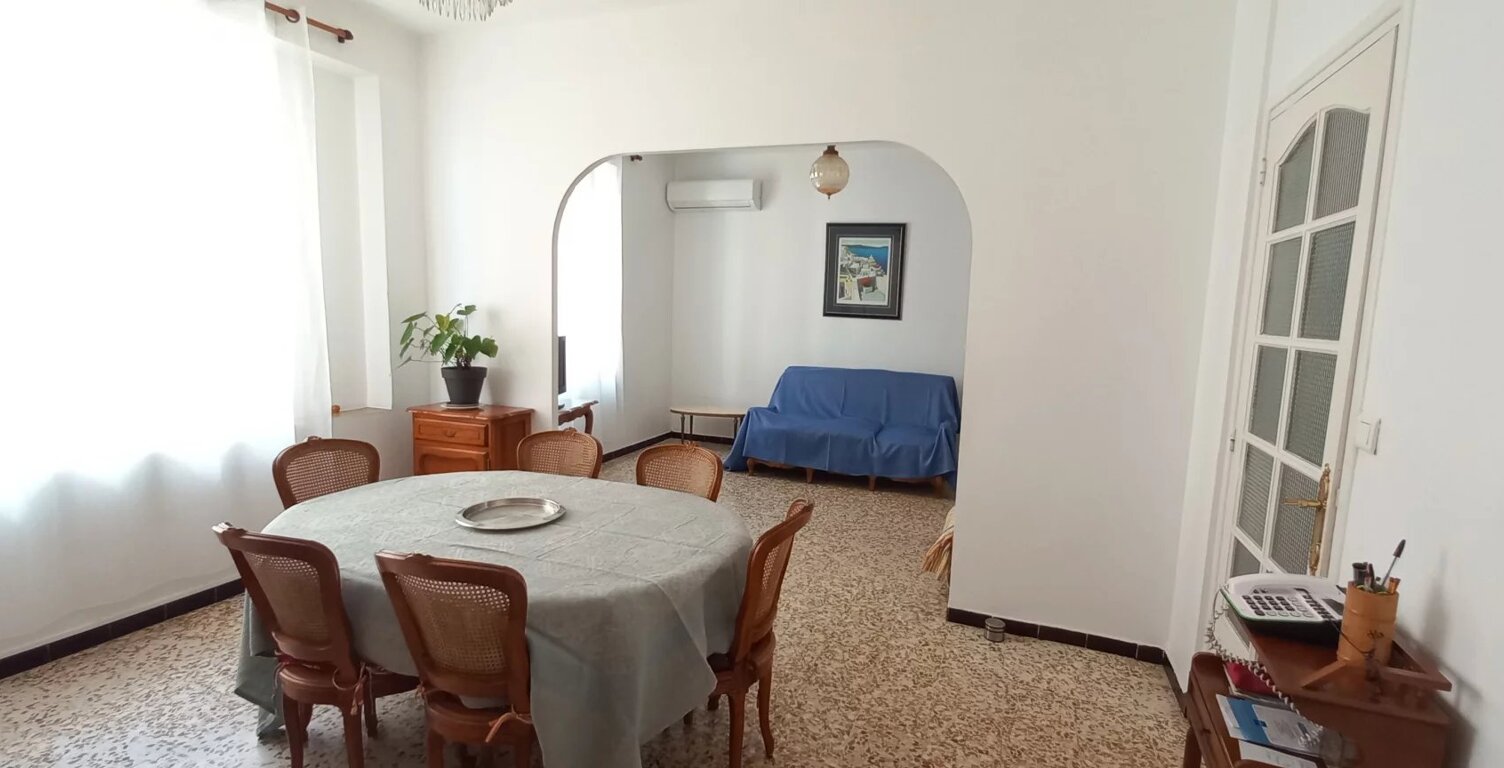 EXCLUSIVITÉ - APPARTEMENT AJACCIO place MIOT  T4 82M² — photo 1