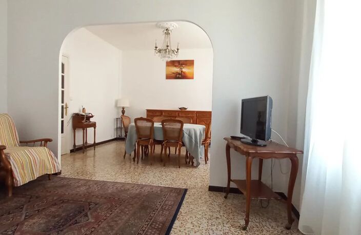 EXCLUSIVITÉ - APPARTEMENT AJACCIO place MIOT  T4 82M² — photo 2