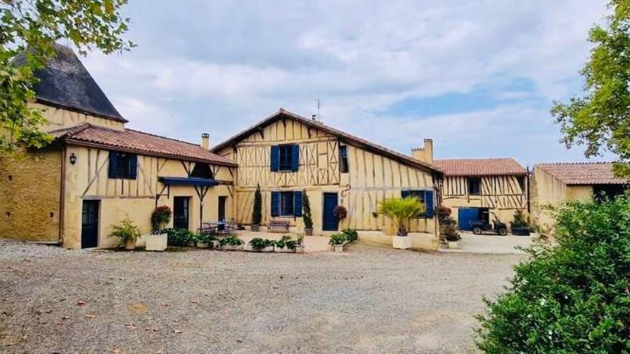 maison 10 pièces 280 m2 à vendre à Nogaro (32110)