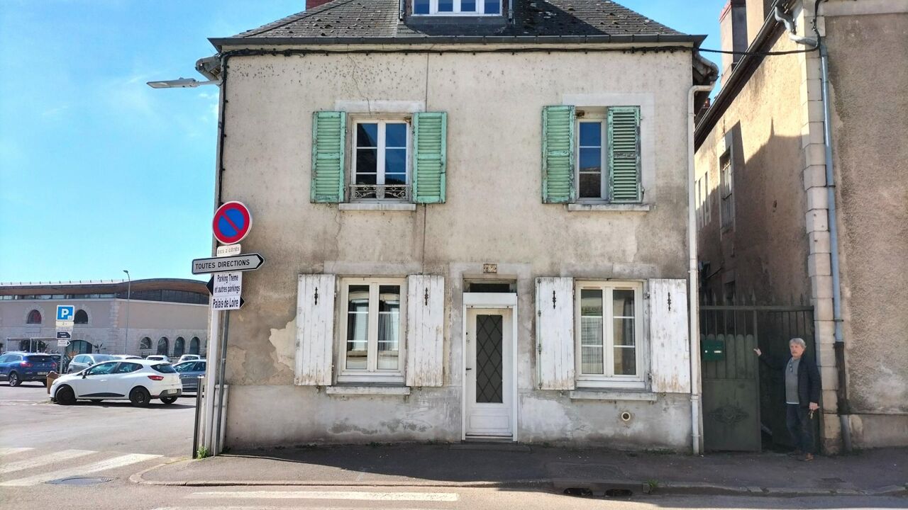 immeuble  pièces 92 m2 à vendre à Cosne-Cours-sur-Loire (58200)