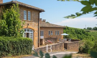 Maison 5 Pièces 187 m² à vendre à Cogny (69640)