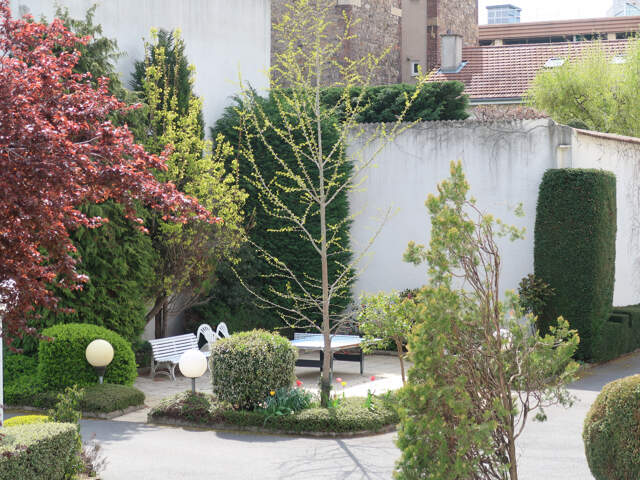Appartement indépendant 124 m2 avec balcon, garage et parkin — photo du bien