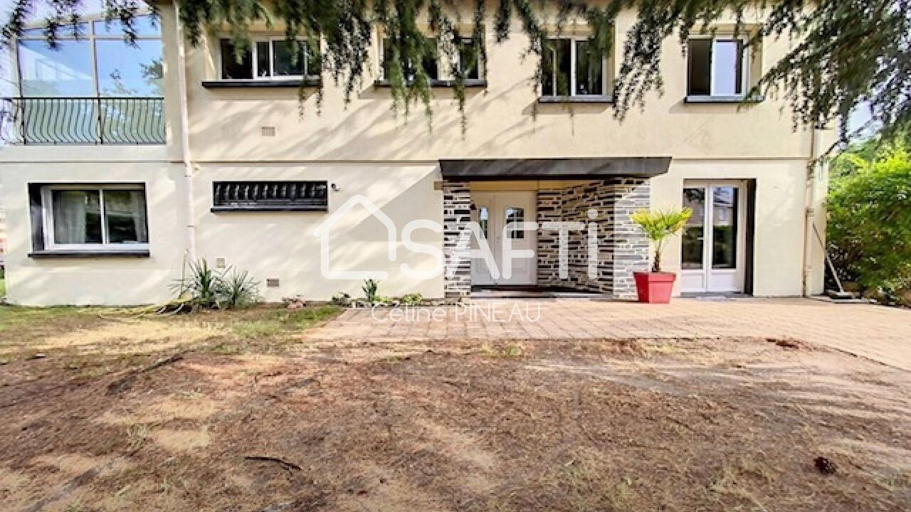 maison 10 pièces 210 m2 à vendre à Les Ponts-de-Cé (49130)