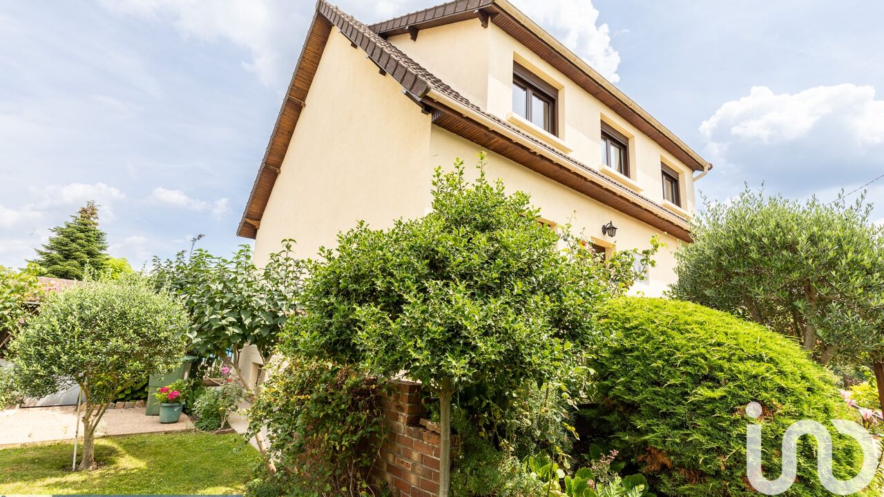 maison 7 pièces 121 m2 à vendre à Viry-Châtillon (91170)