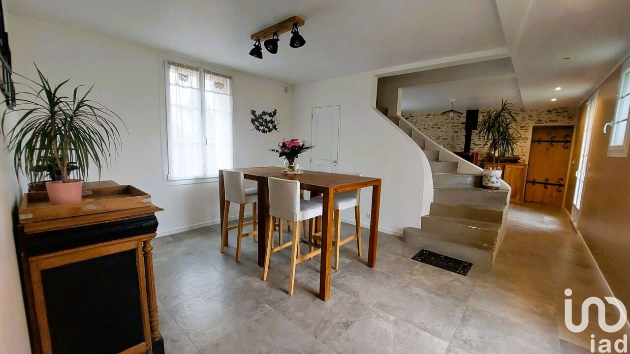 maison 6 pièces 119 m2 à vendre à Maisoncelles-en-Brie (77580)