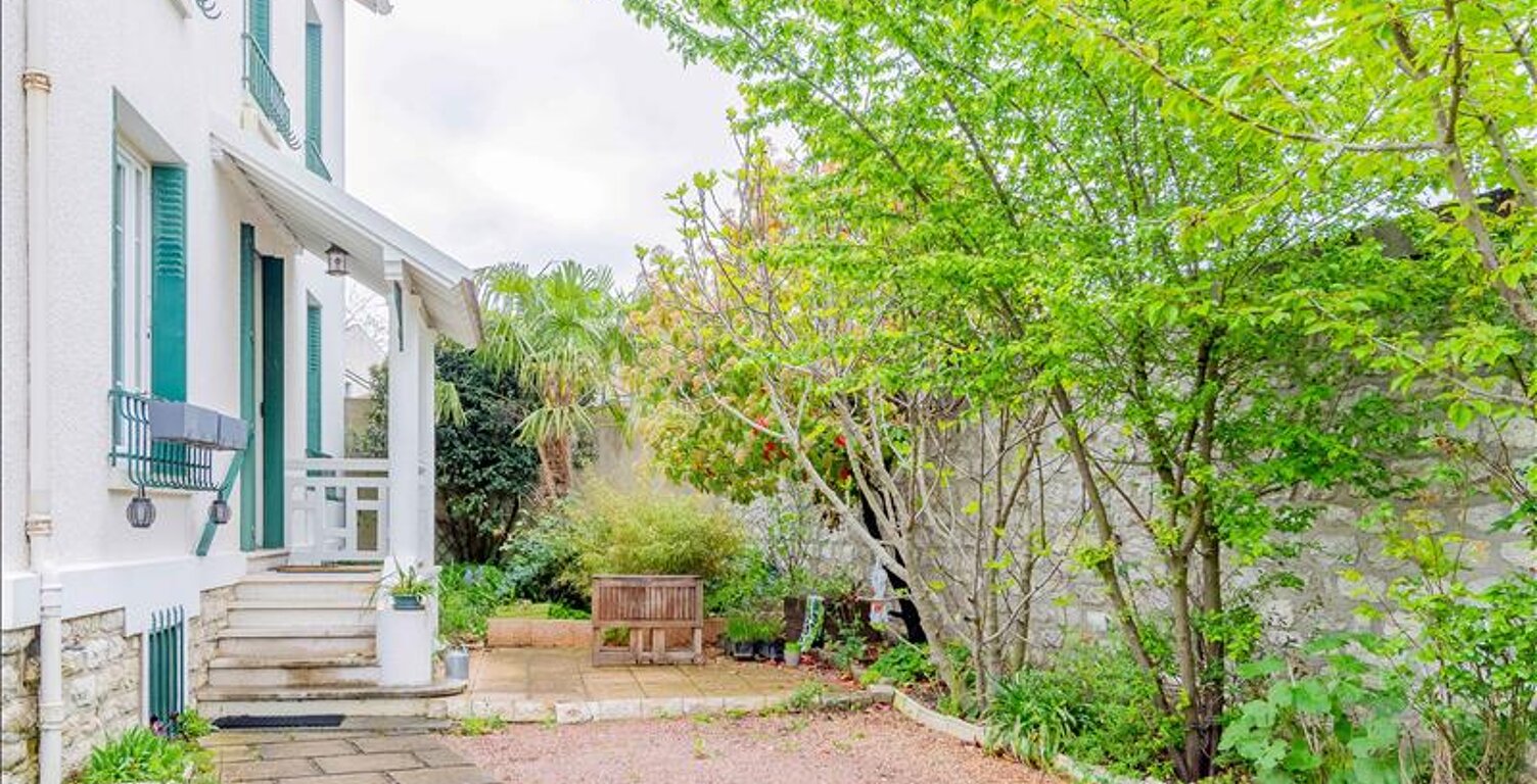 Vente maison 5 pièces 159 m² Mantes-la-Jolie (78200) — photo 1
