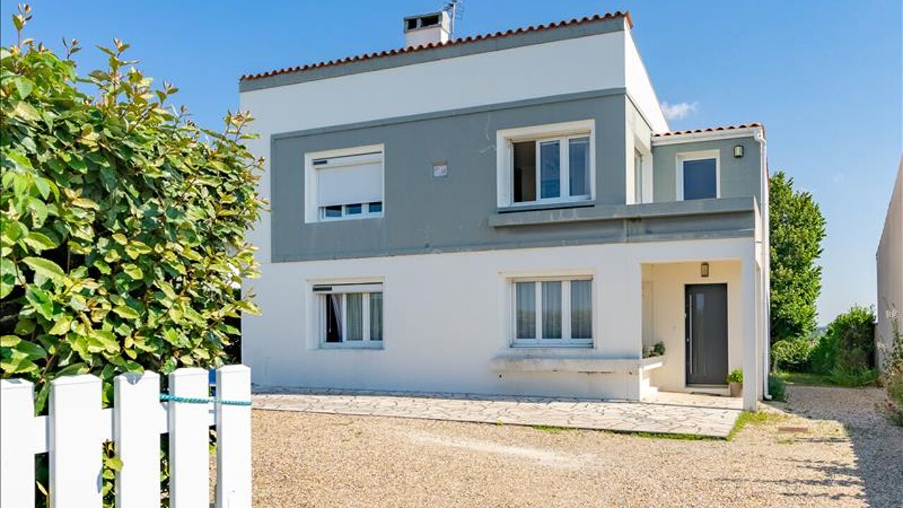 maison 7 pièces 137 m2 à vendre à Meschers-sur-Gironde (17132)