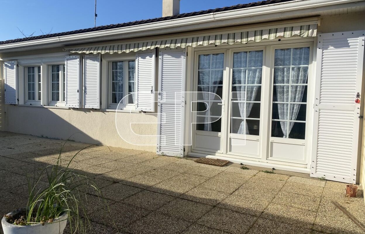 maison 5 pièces 105 m2 à vendre à Vihiers (49310)