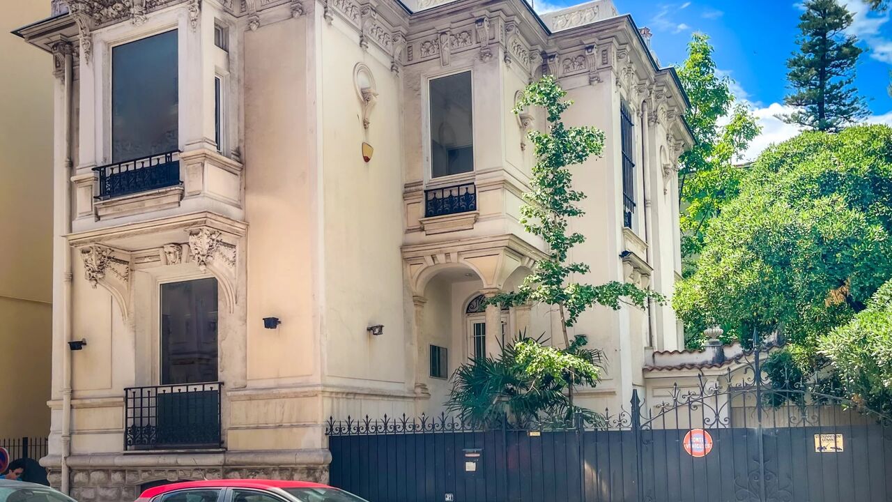 maison 6 pièces 186 m2 à vendre à Nice (06000)