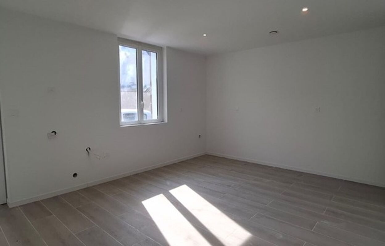 maison 4 pièces 116 m2 à vendre à Saint-Quentin (02100)