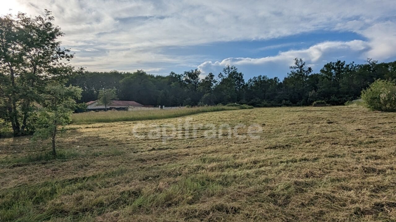 terrain  pièces 2578 m2 à vendre à Brossac (16480)