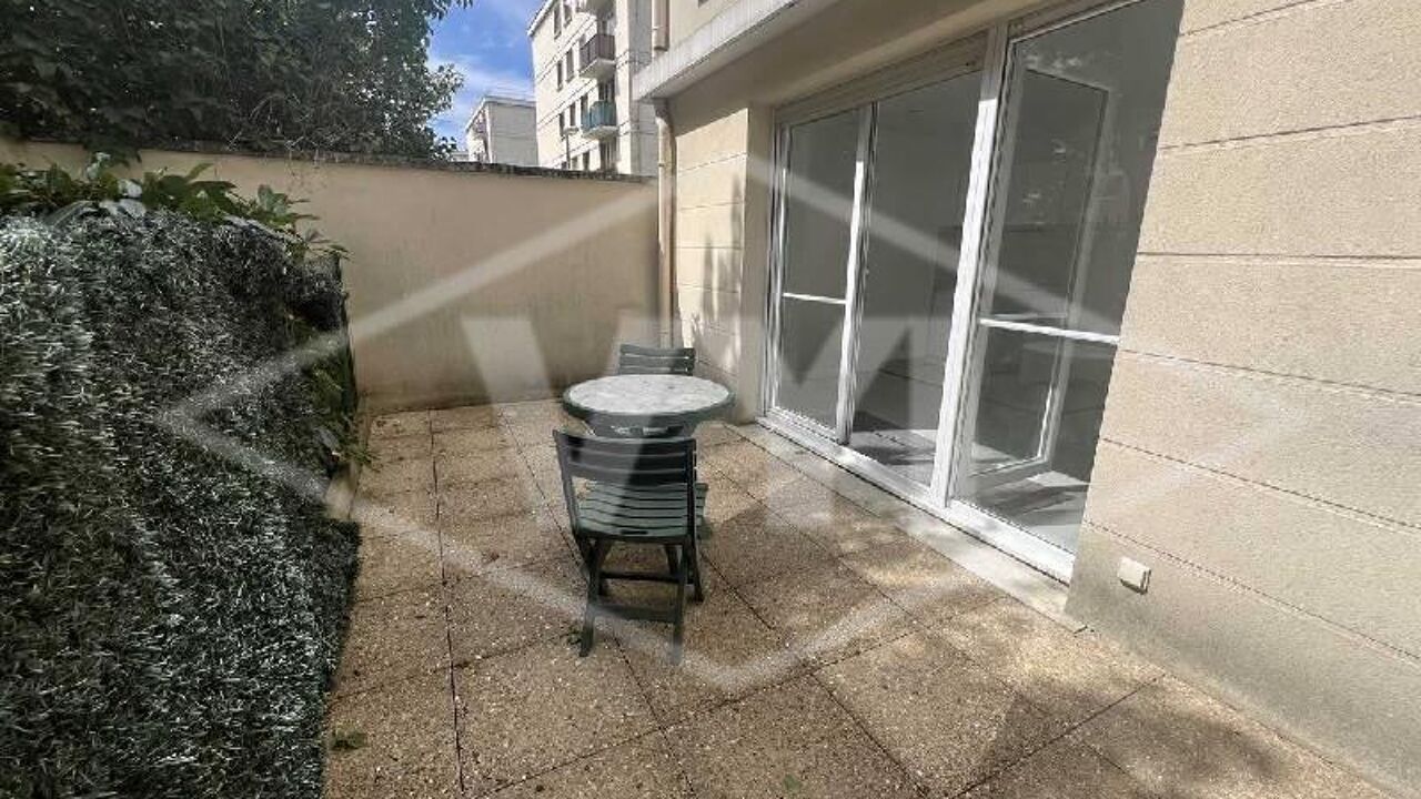 appartement 1 pièces 28 m2 à vendre à Combs-la-Ville (77380)