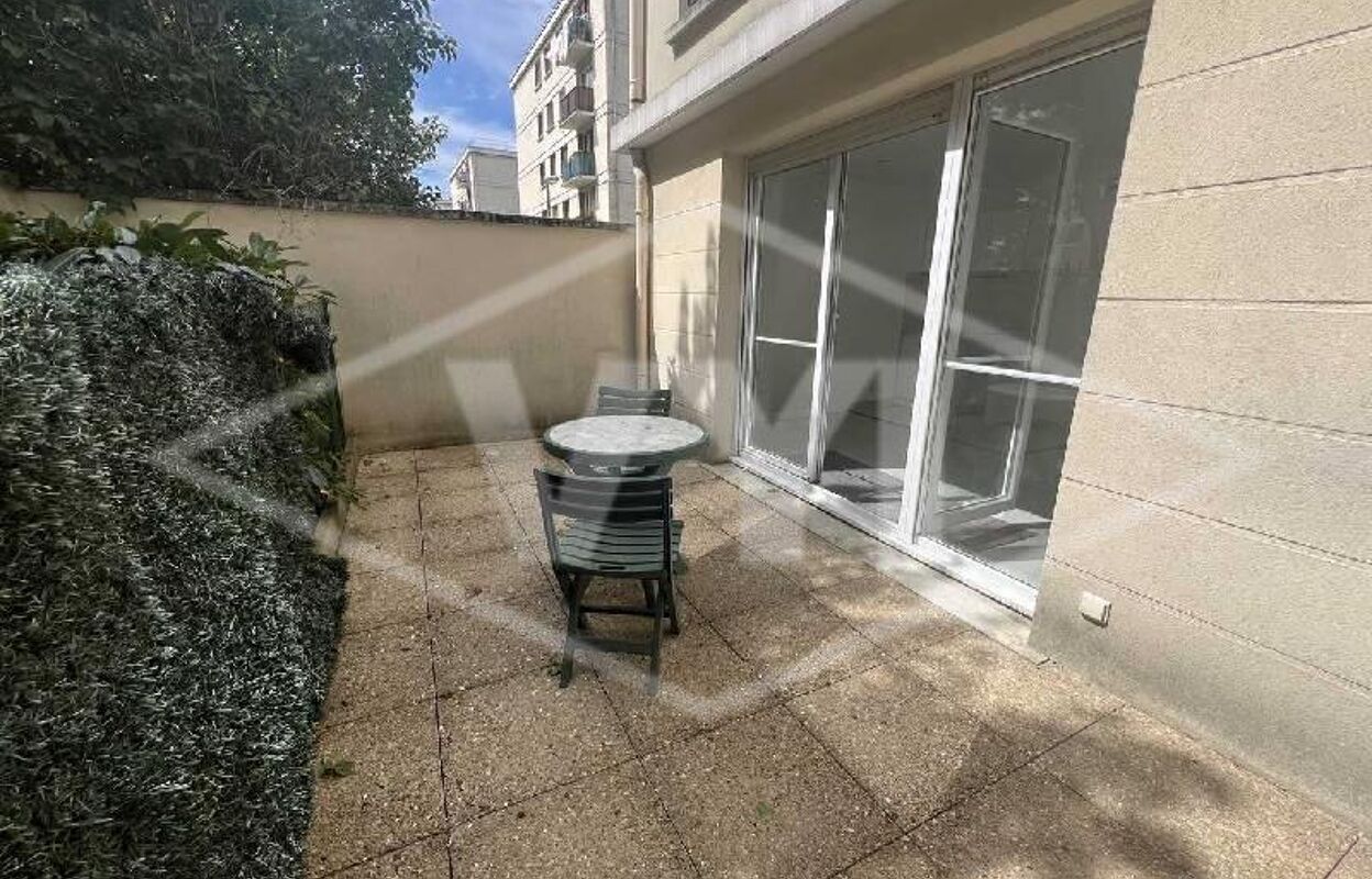 appartement 1 pièces 28 m2 à vendre à Combs-la-Ville (77380)